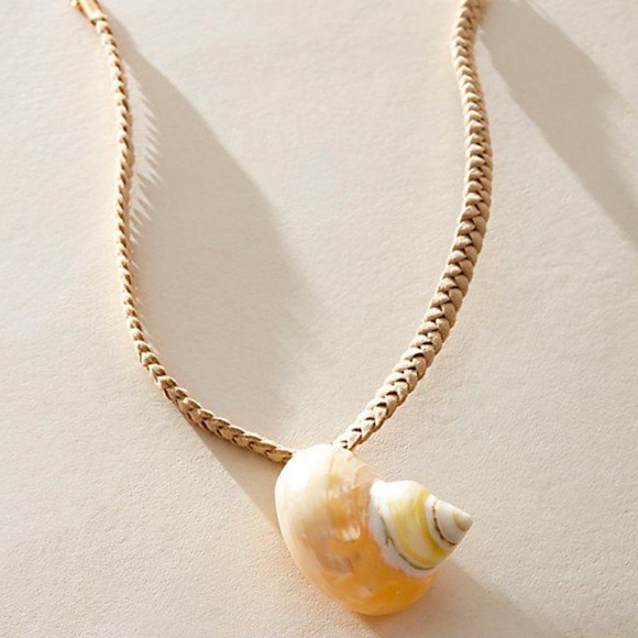 Free People Sara Choker Necklace Shell NWT - Picture 3 of 9